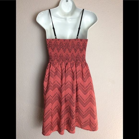 Mason + Mackenzie Casual Dress - Picture 3 of 7